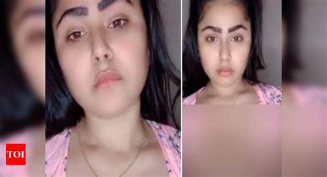 leaked nude indian|Indian Leaked Porn Videos 